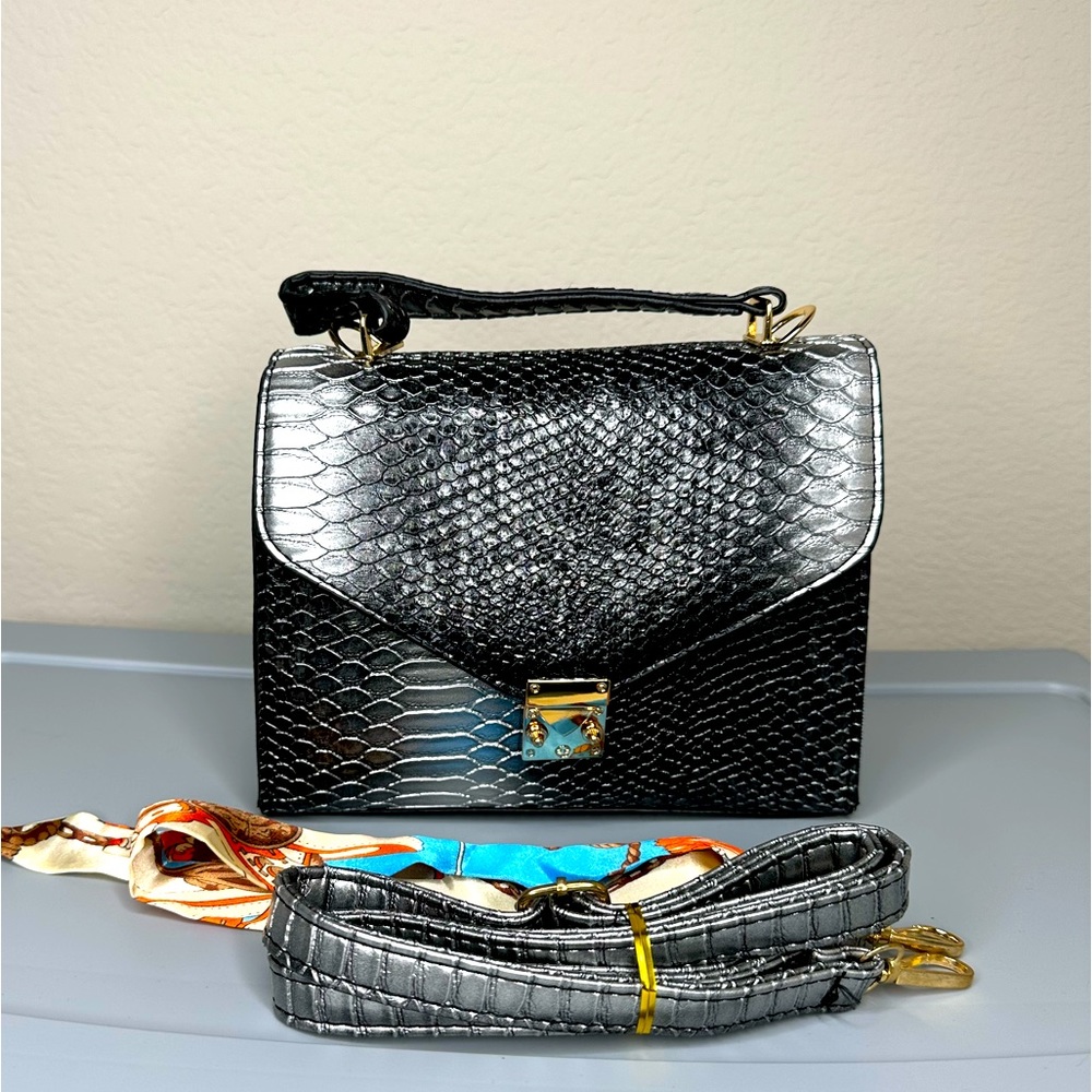 Black/ Grey Metallic Snake Pattern Handbag